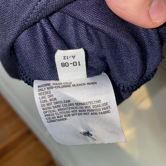 Uniqlo Black Polo - Picture 5 of 6